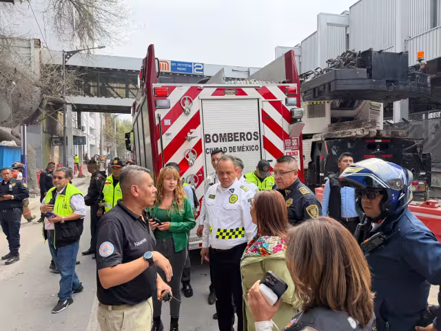 La Jefa de Gobierno capitalina acudió al lugar de los hechos para supervisar el rescate.