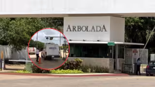 Hallan a hombre sin vida en residencial de la avenida Huayacán; desaparecen sus pertenencias y camioneta