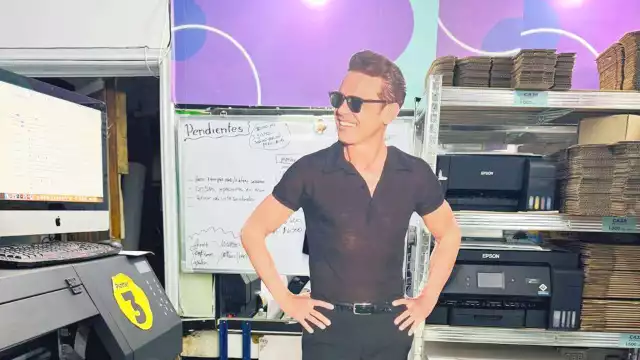 El avance tecnológico provocó cierres en empresas del sector gráfico en México.