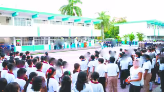 Crisis económica obliga a jóvenes de Cozumel a dejar los estudios