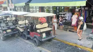 Los establecimientos fueron objetos de múltiples quejas; visitantes culpan a los operadores de estar coludidos. Grupos difunden advertencias para los turistas