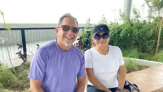 Mario y Silvia, turistas y jugadores de cachibol viajaron para conocer el Tren Maya 