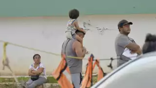 Se reveló que los centros educativos pidieron a aislar a un par de aulas, las cuales tienen alrededor de 40 estudiantes