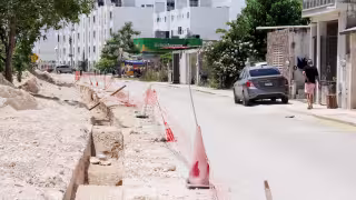 Familias de Kusamil y Paraíso Maya en Cancún, padecen falta de agua por obras de Aguakan