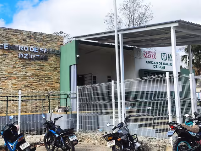 Joaquín Inurreta Canul dijo que en la clínica hay cuatro doctores, quienes atienden a cinco pacientes por turno, cuando los beneficiados deberían ser 16