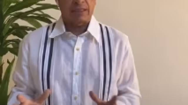 Carlos Joaquín, durante su mensaje