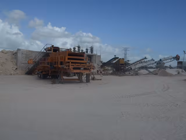 La empresa omitió en su Manifestación de Impacto Ambiental la existencia de ríos subterráneos en el predio de 6.5 millones de m