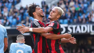 Raúl Jiménez destaca con asistencia en la derrota del Fulham ante el City 