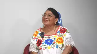 “Esto no se aprende solo con los ojos, sino con el corazón”: Partera de Yucatán destaca importancia de la sabiduría ancestral maya