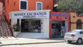 Peso mexicano “despreciado" frente al dólar; su valor sigue disminuyendo en Cancún 