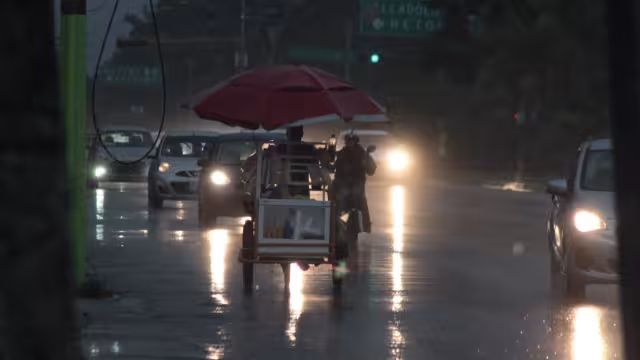El mal clima permanecerá más días en Cancún