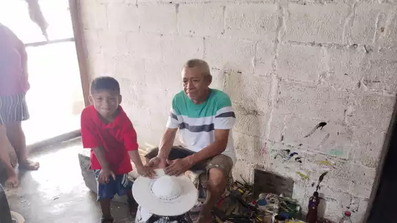 Su historia es como la de muchos que, en la adversidad, encontraron nuevas formas de reinventarse Su historia es como la de muchos que, en la adversidad, encontraron nuevas formas de reinventarse