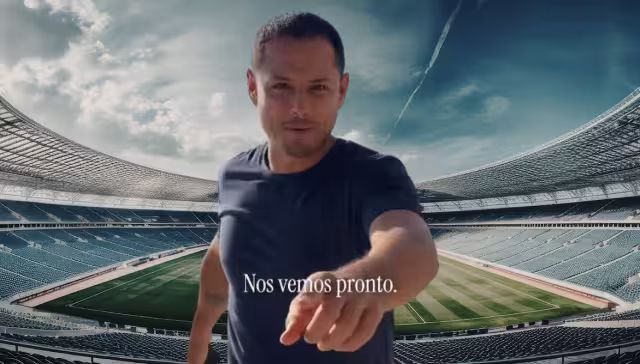 Chicharito Hernández da sorpresivo anuncio