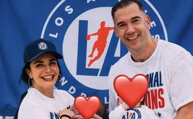 Tras su reciente maternidad, la actriz comparte su vida como mamá, pero evita exponer el rostro de sus gemelas en redes sociales.