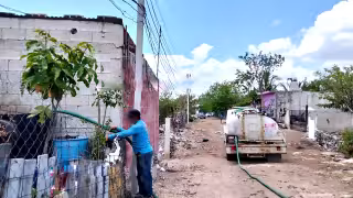 Aprovechan la escasez de agua para estafar a familias de colonias irregulares de Quintana Roo