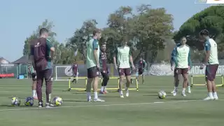 El tri en su entrenamiento matutino