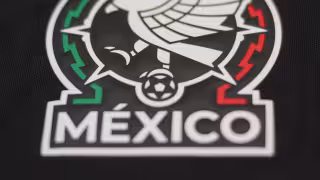 México revela jersey negro rumbo al Mundial 2026, inspirado en artesanas poblanas