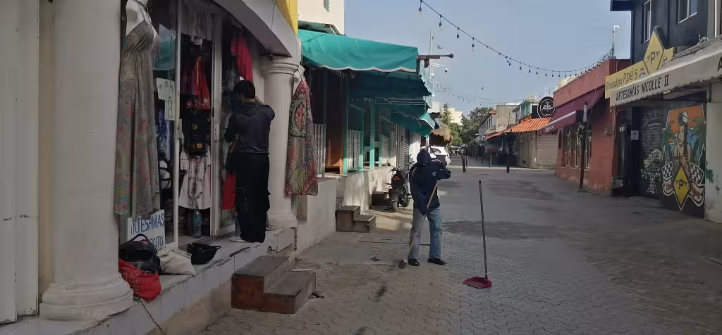Crisis turística golpea a Cozumel: duplican “días solidarios” ante baja ocupación y ventas