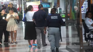 Temor por inseguridad en Plaza Las Américas tras asalto en estacionamiento