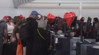 638 vuelos y poco romance: así se vivió San Valentín 2026 en el Aeropuerto de Cancún