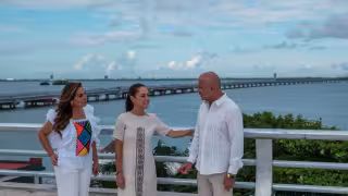 Sheinbaum supervisa el Distribuidor Vial Kukulcán que agilizará el tráfico hacia la Zona Hotelera de Cancún