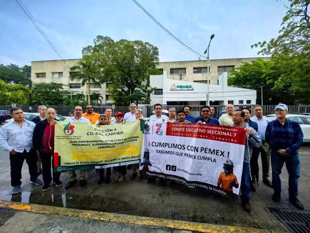 Ingenieros jubilados del sector petrolero en Ciudad del Carmen rechazan que sus pensiones sean “pensiones doradas”.