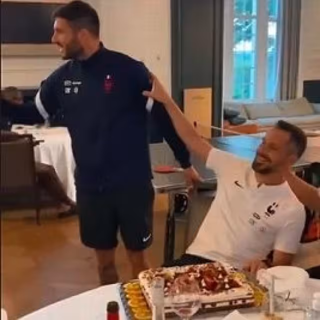 Gignac se luce con pastelazo en concentración de Selección Francesa