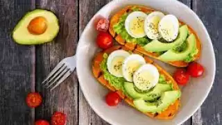 La base de un buen desayuno está en combinar hidratos de carbono, fibra, vitaminas y minerales