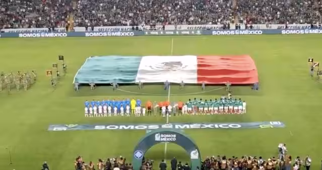 El Tri rinde homenaje a militares