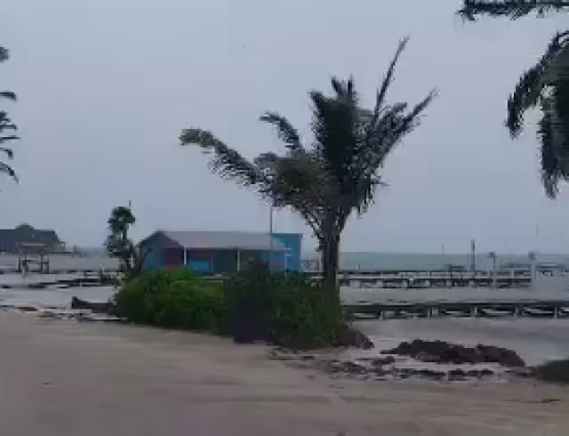 Se espera que los efectos del Huracán se vean reflejados en su totalidad a las 16:00 horas