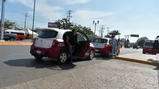 Ingreso de InDrive y Uber a Campeche divide opiniones entre los taxistas