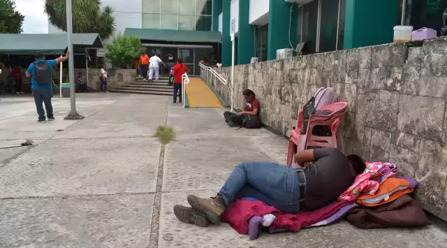 Sector médico advierte falta de prioridad en políticas de salud