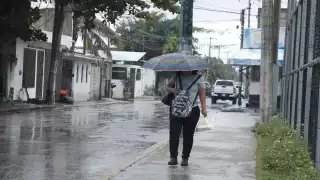 Debido al Frente Frío 24, el mal clima en Quintana Roo seguirá presente con fuertes lluvias y frío