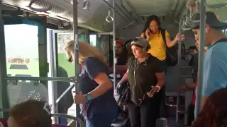 Reportan pasajeros que manosean mujeres y ven videos ilegales en camiones Ko’ox de Campeche