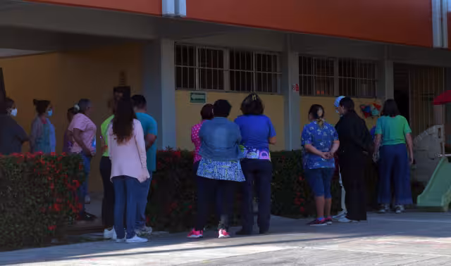 CAI 5 bajo escrutinio: retiro anticipado de personal tras protestas de padres