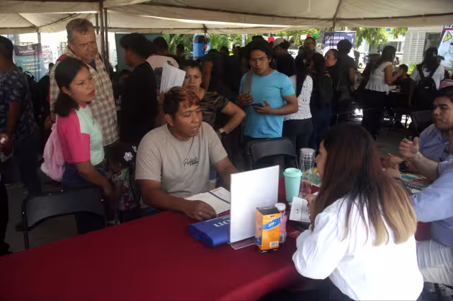 Trabajadores dijeron que el contar con experiencia en un área provoca que haya menos oportunidades de crecer dentro de la industria