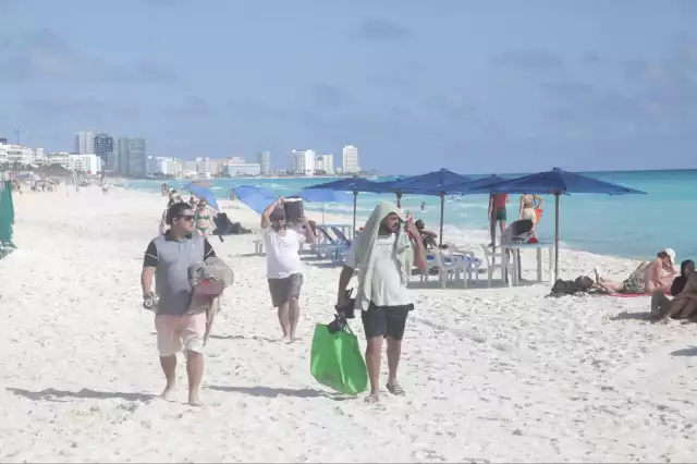 Algunas se caracterizan por tener oleaje tranquilo y otras por su amplia opción de bares