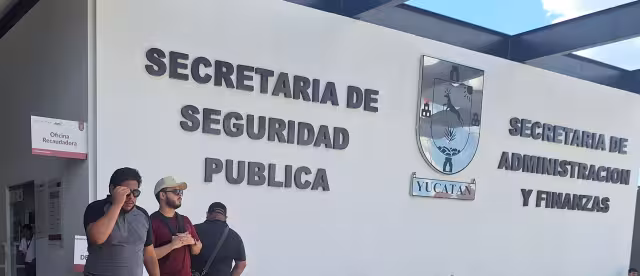 Dueños de autos se ponen al día en trámites como cambio de propietario, con miras al reemplacamiento