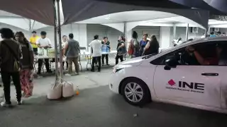 Funcionarios trabajaron bajo la oscuridad durante la Jornada Electoral de este 1 de junio