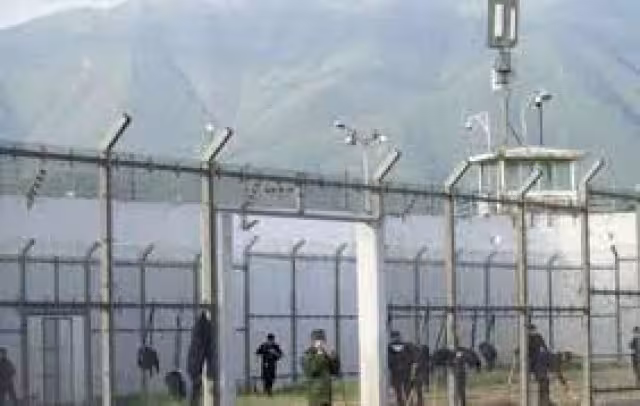 Hallan muerto en el penal de Tapachula a presunto responsable de tripe feminicidio