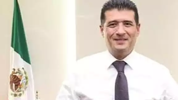 Adrián Alcalá es el nuevo titular del INAI Adrián Alcalá es el nuevo titular del INAI