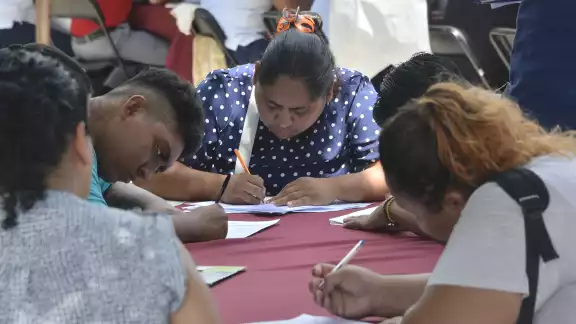 Los empleadores ofrecen sueldos irrisorios; sólo logran cubrir el 30% de las vacantes ofrecidas