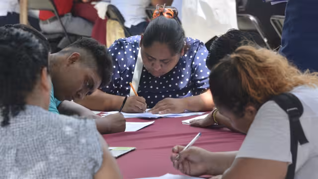 Los empleadores ofrecen sueldos irrisorios; sólo logran cubrir el 30% de las vacantes ofrecidas