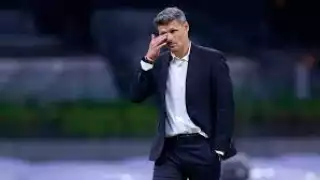 América hace oficial la salida de Fernando Ortiz como DT tras fracasar ante Chivas