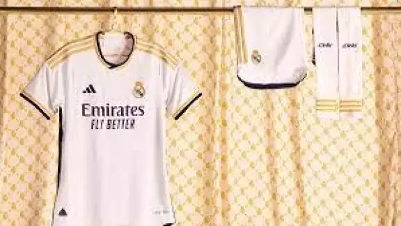 El cuadro merengue anunció su nuevo jersey que estarán usando para la campaña 2023-2024 tanto el equipo de futbol como de basquetbol.
