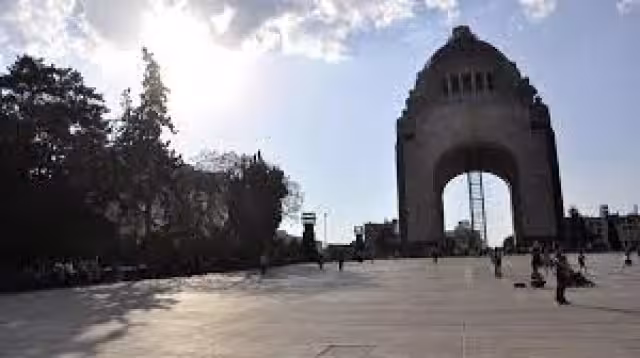 Protección Civil activo la alerta amarilla en ocho alcaldías, mientras que el SMN señaló que la temperatura máxima será de 29 grados centígrados en la CDMX. Foto: Especial