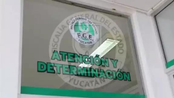 La Fiscalía General del Estado (FGE) informó que el hombre no podrá salir del estado mientras dure el proceso. Foto: FGE de Yucatán La Fiscalía General del Estado (FGE) informó que el hombre no podrá salir del estado mientras dure el proceso. Foto: FGE de Yucatán