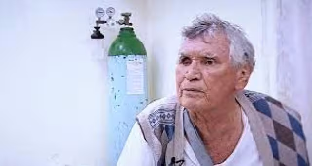 Félix Gallardo se encuentra delicado de salud