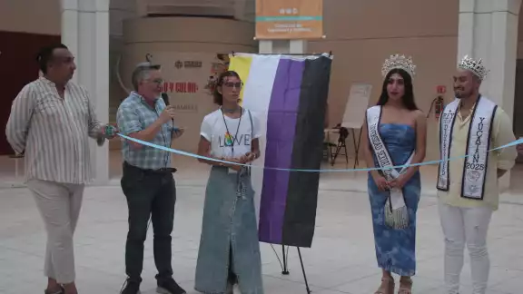 “La población no binaria enfrenta muchos desafíos", resaltó Betuel Arana, integrante de la comunidad