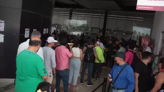 Continúa el trámite del reemplacamiento 2025 en Yucatán Continúa el trámite del reemplacamiento 2025 en Yucatán